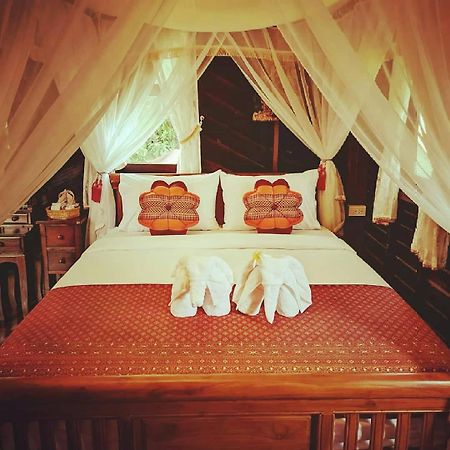 פיטסנולוק Baan Sithepaban Guesthouse מראה חיצוני תמונה